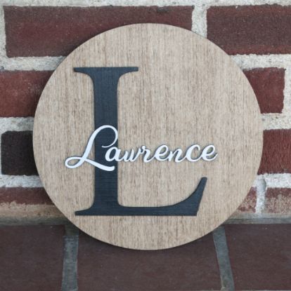 Picture of Personalized Round Raised Letter Family Name Sign